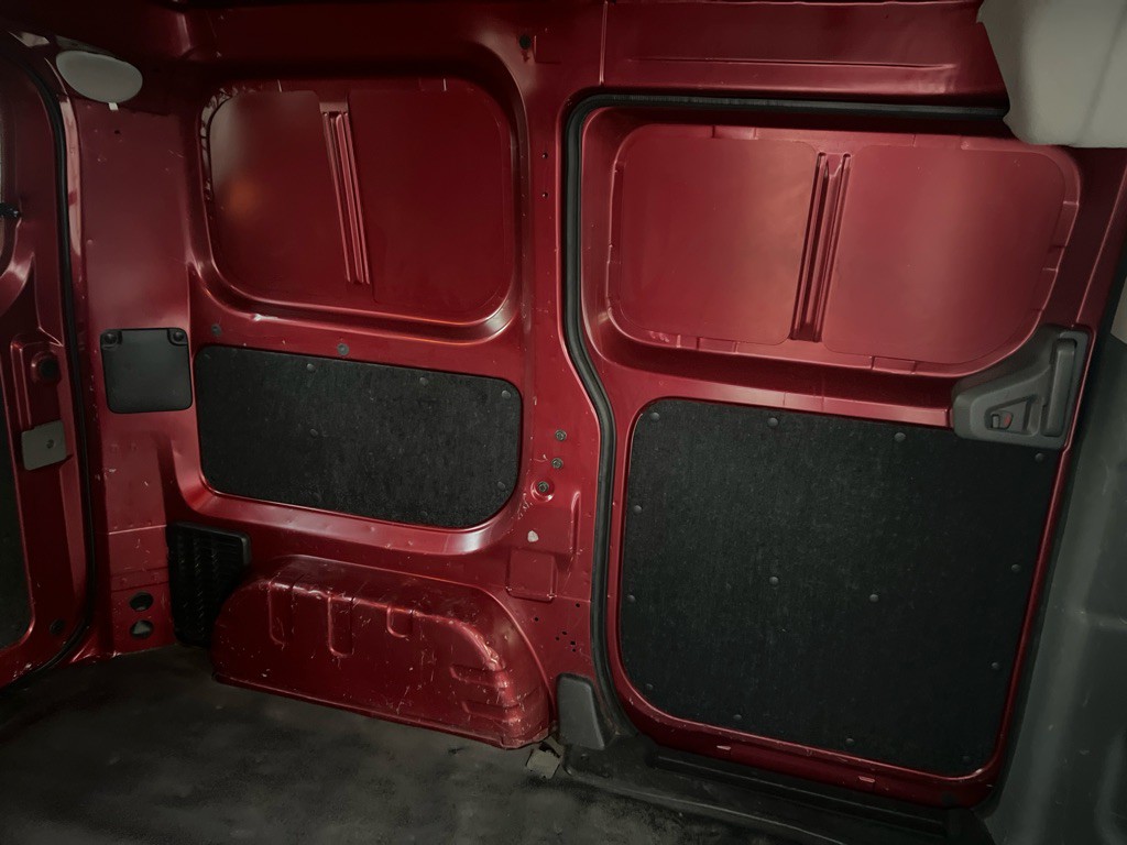 2019 Nissan NV200 Image 10