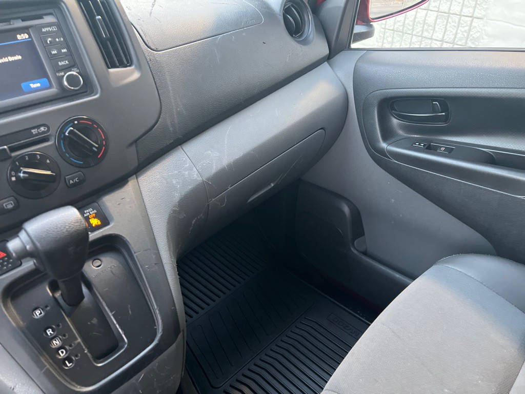 2019 Nissan NV200 Image 19