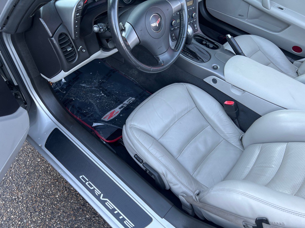 2006 Chevrolet Corvette Image 14