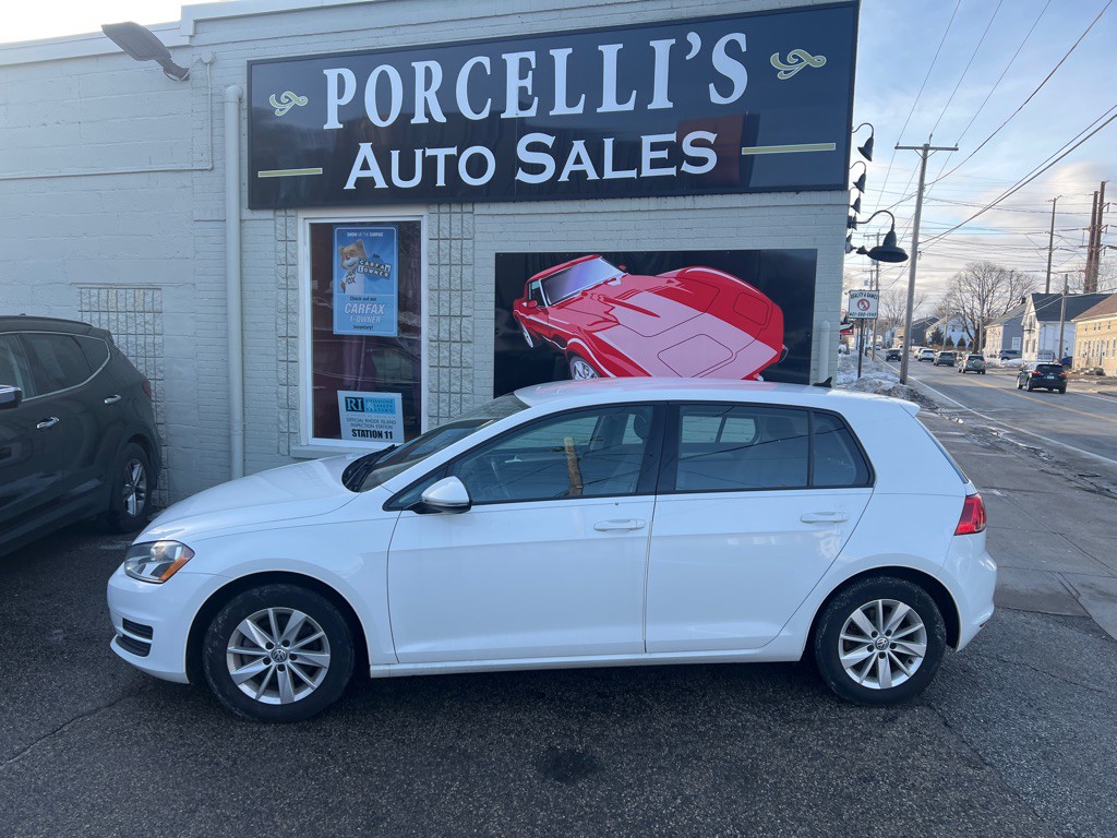 2015 Volkswagen Golf Image 2