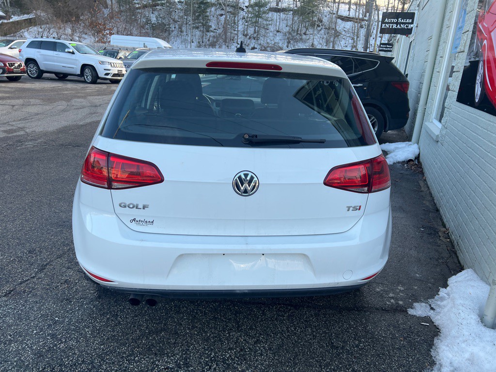 2015 Volkswagen Golf Image 4
