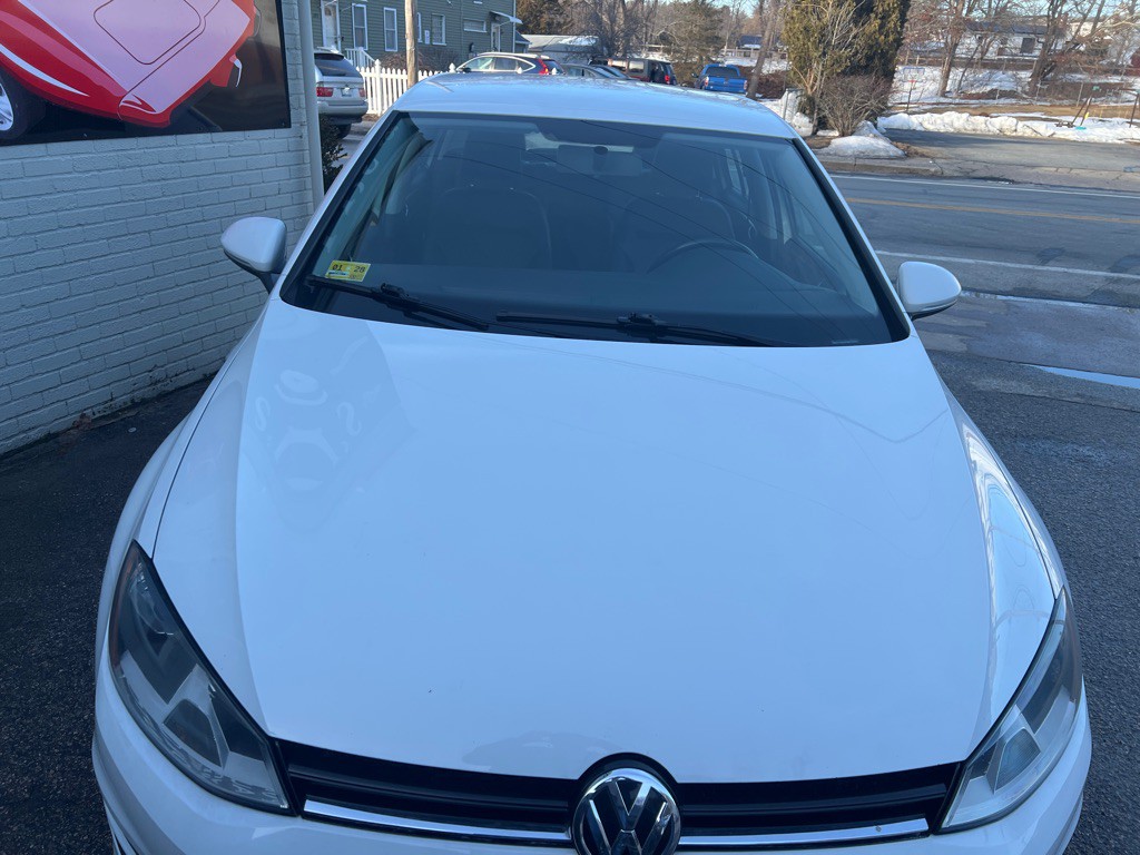 2015 Volkswagen Golf Image 8