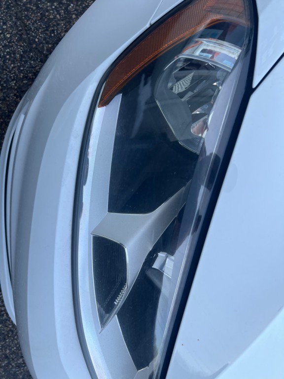 2015 Volkswagen Golf Image 9