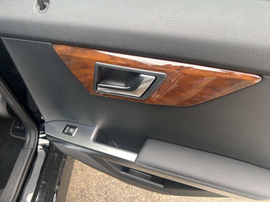 2015 Mercedes-Benz GLK-Class Image 9