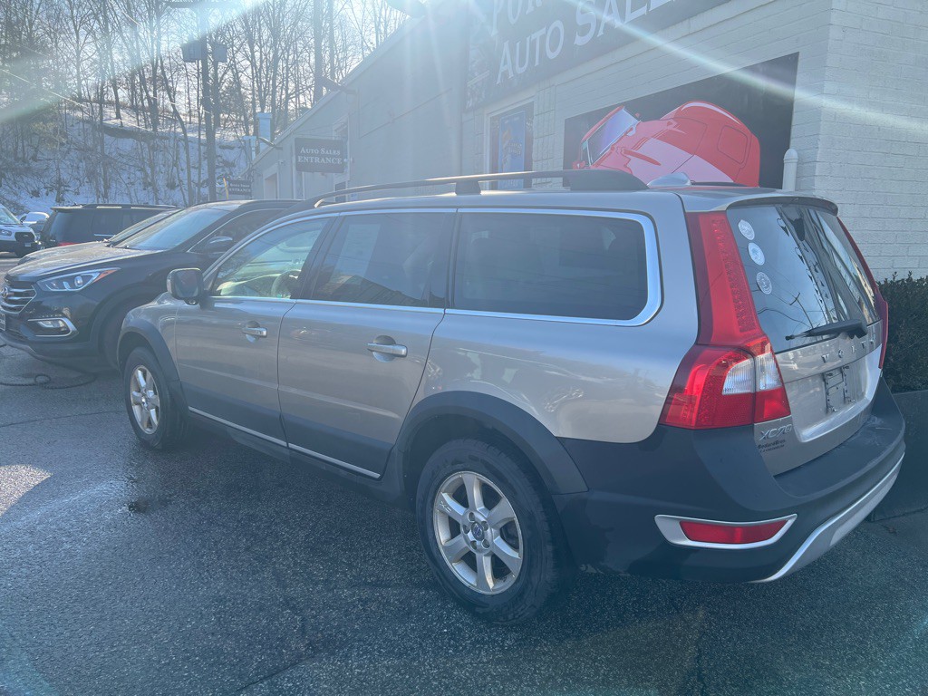 2012 Volvo XC70 Image 3