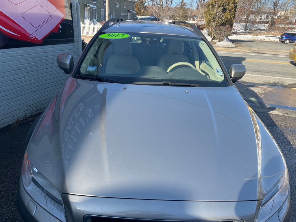 2012 Volvo XC70 Image 8