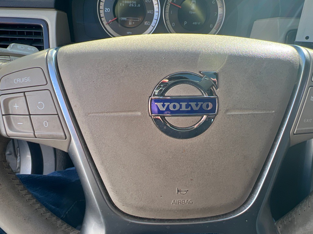 2012 Volvo XC70 Image 21