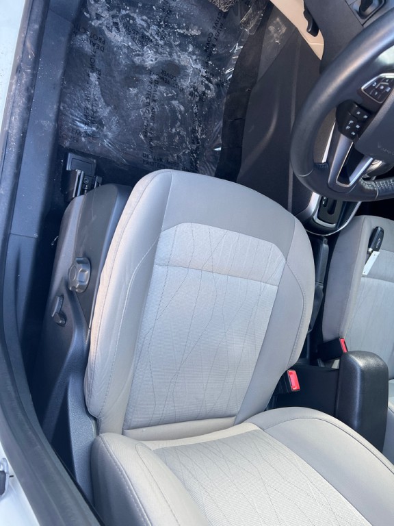 2019 Ford Econoline Image 18