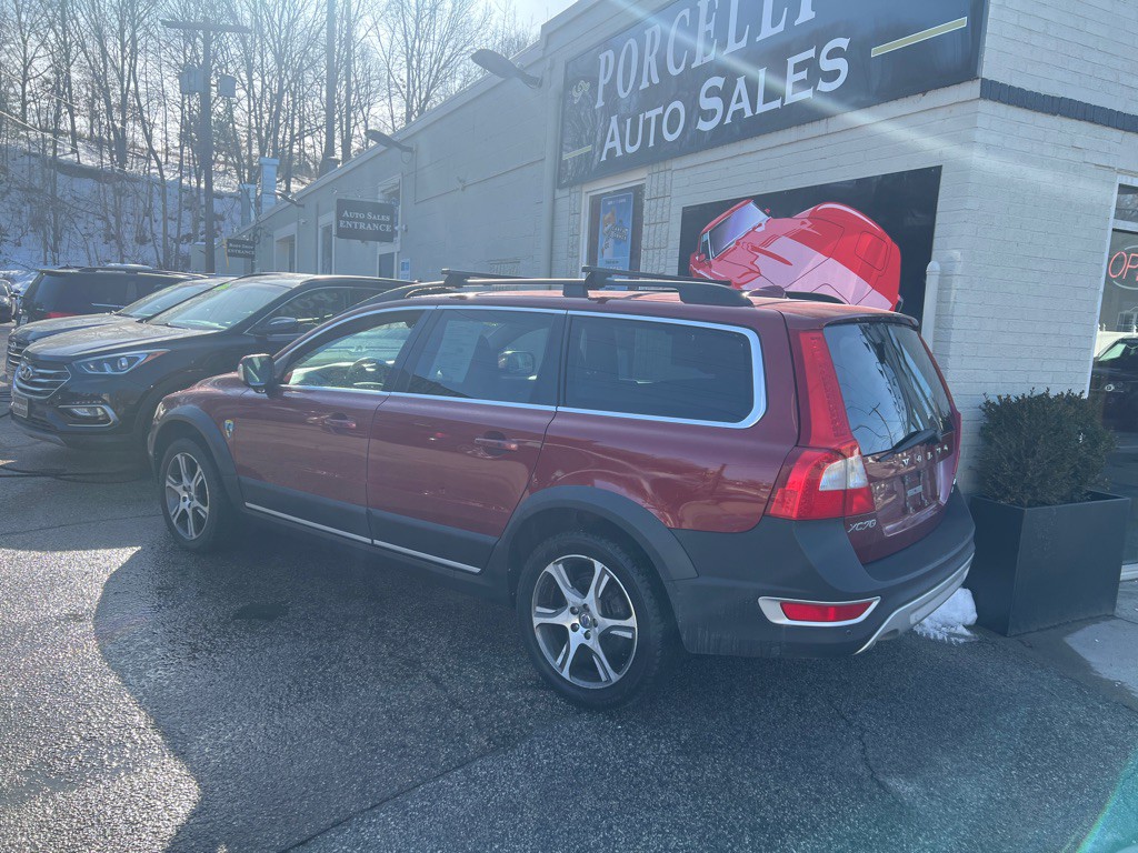 2012 Volvo XC70 Image 3