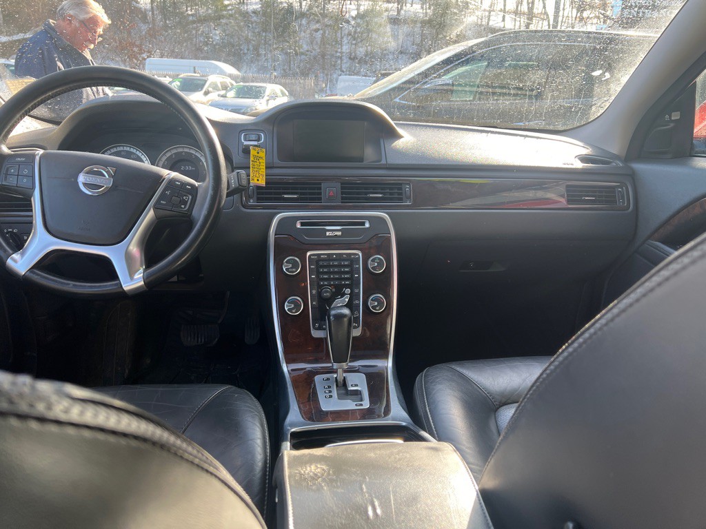 2012 Volvo XC70 Image 16