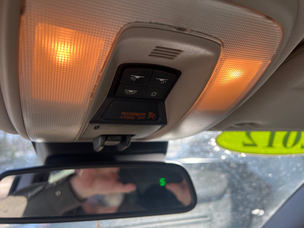 2012 Volvo XC70 Image 25