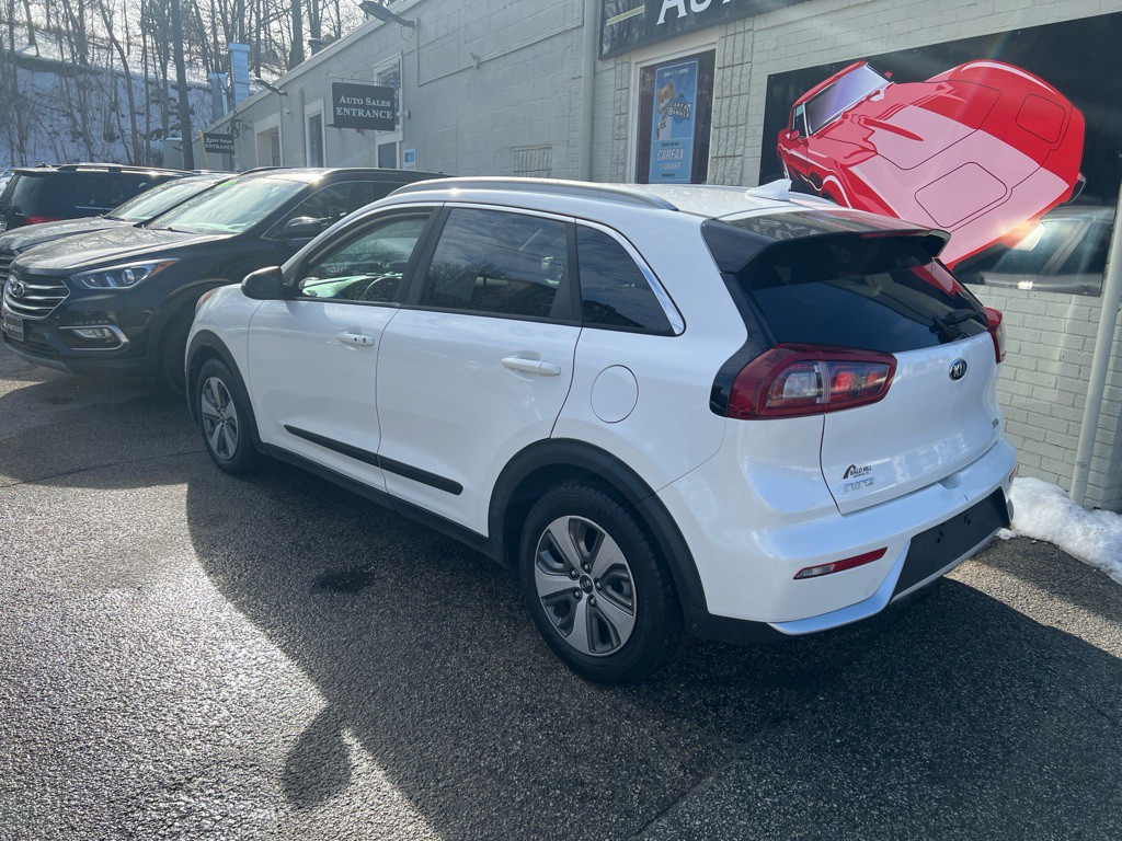 2018 Kia Niro Image 26