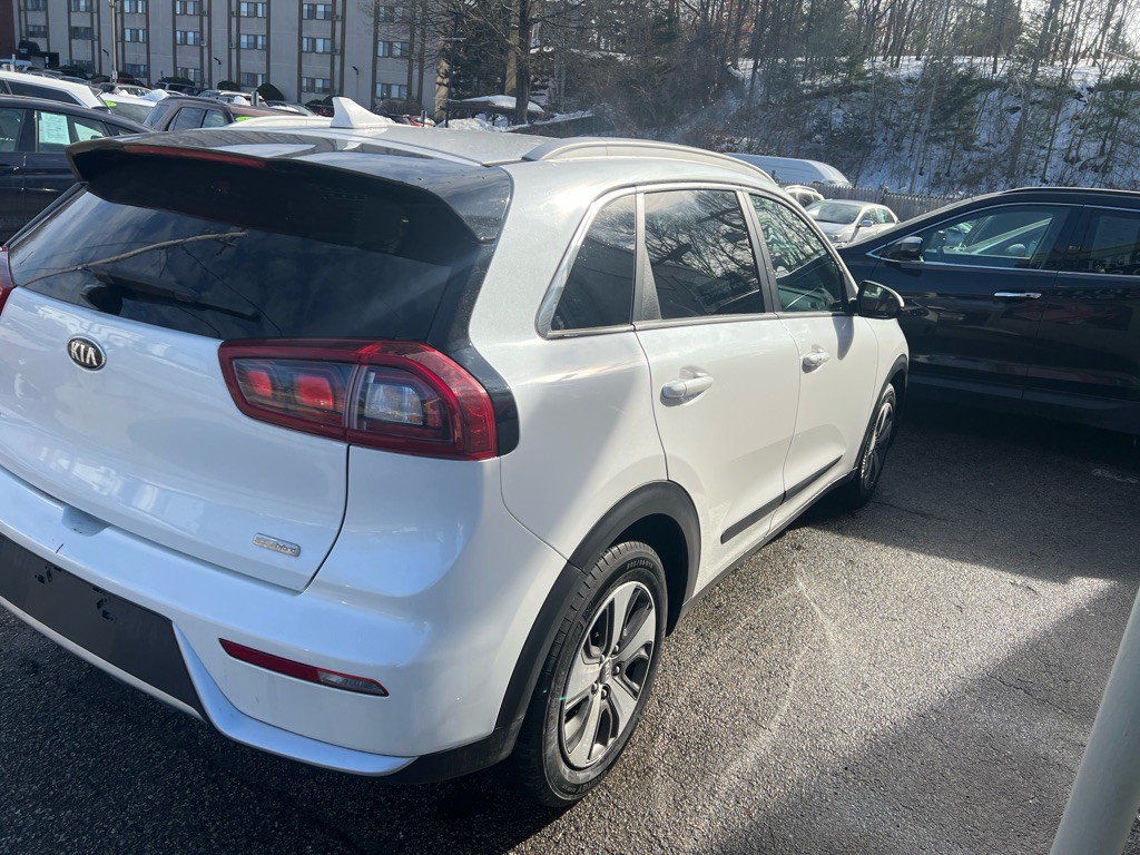 2018 Kia Niro Image 28
