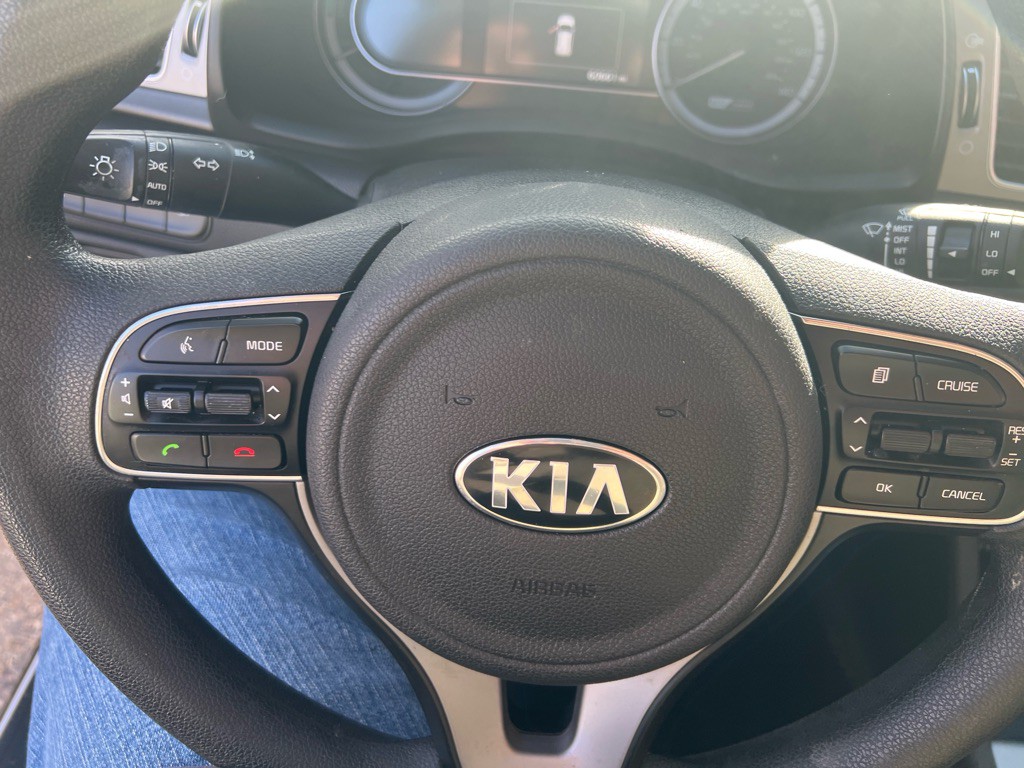 2018 Kia Niro Image 42