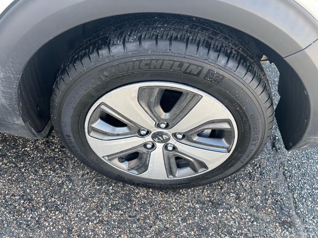 2018 Kia Niro Image 46