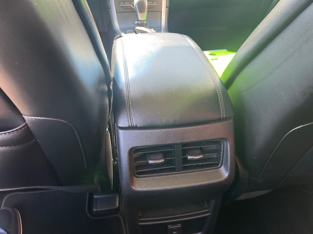 2018 Ford Edge Image 17