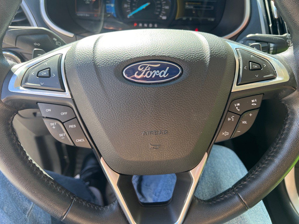 2018 Ford Edge Image 21
