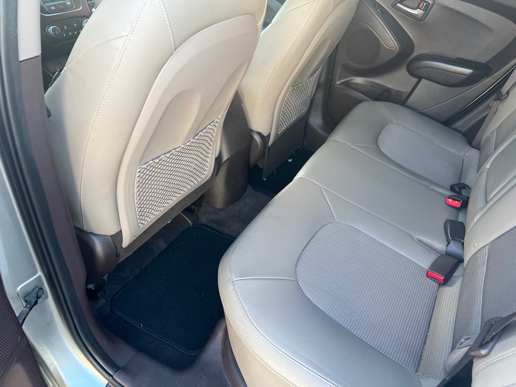 2015 Hyundai Tucson Image 14