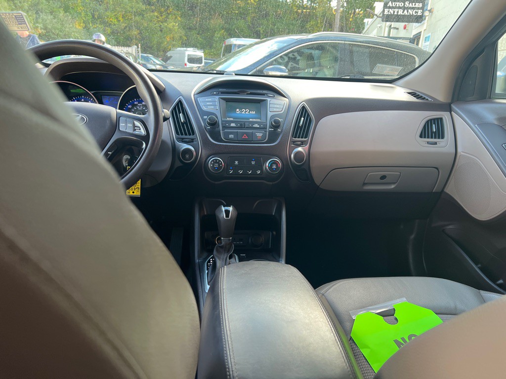 2015 Hyundai Tucson Image 15