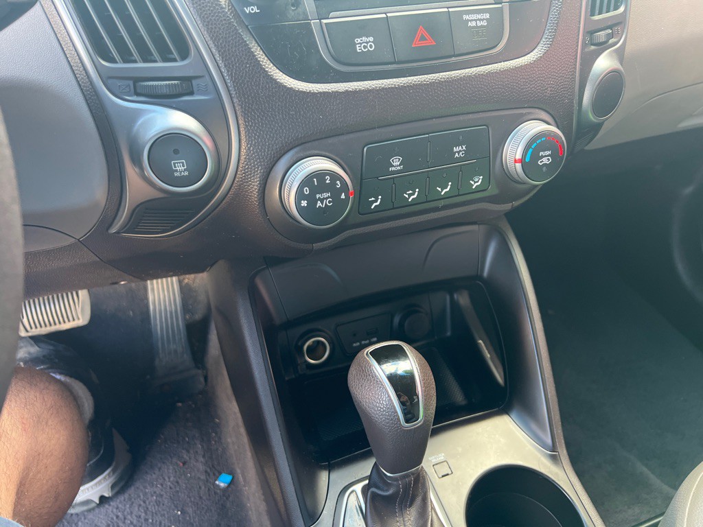 2015 Hyundai Tucson Image 21