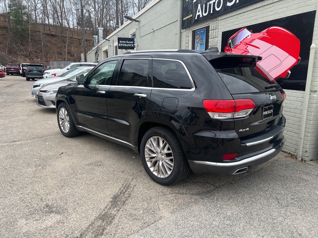 2017 Jeep Grand Cherokee Image 3