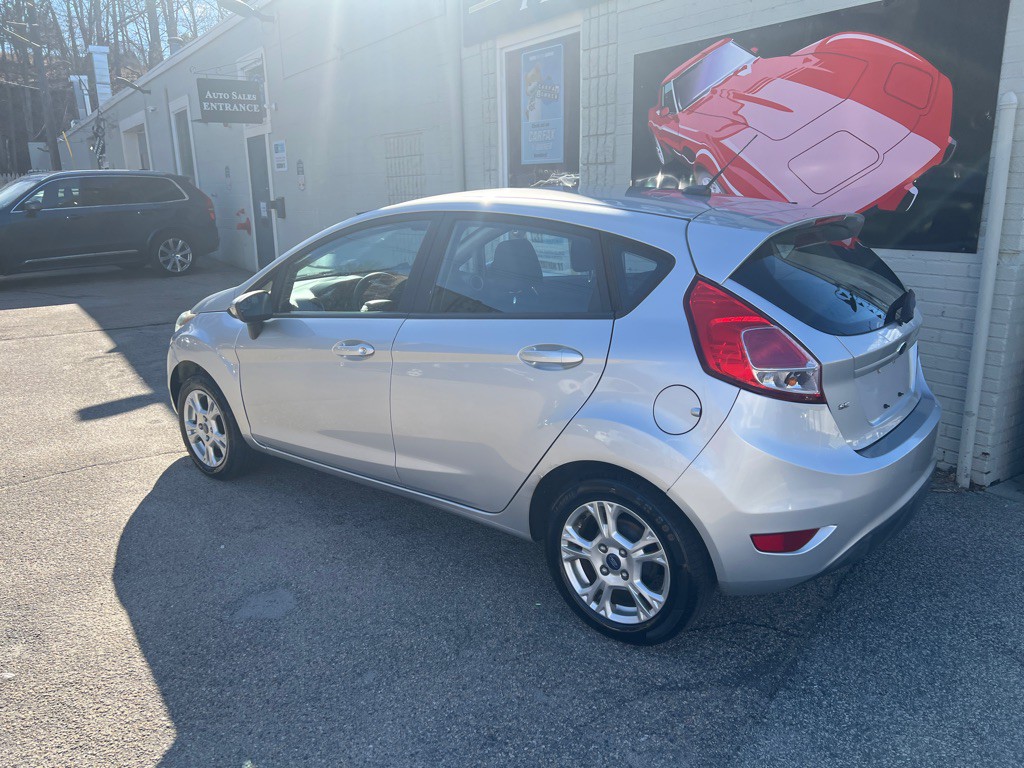 2016 Ford Fiesta Image 3