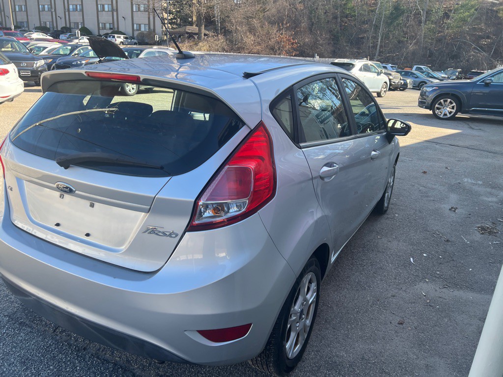 2016 Ford Fiesta Image 5
