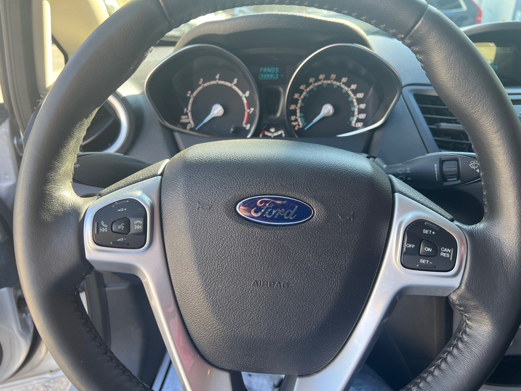 2016 Ford Fiesta Image 17
