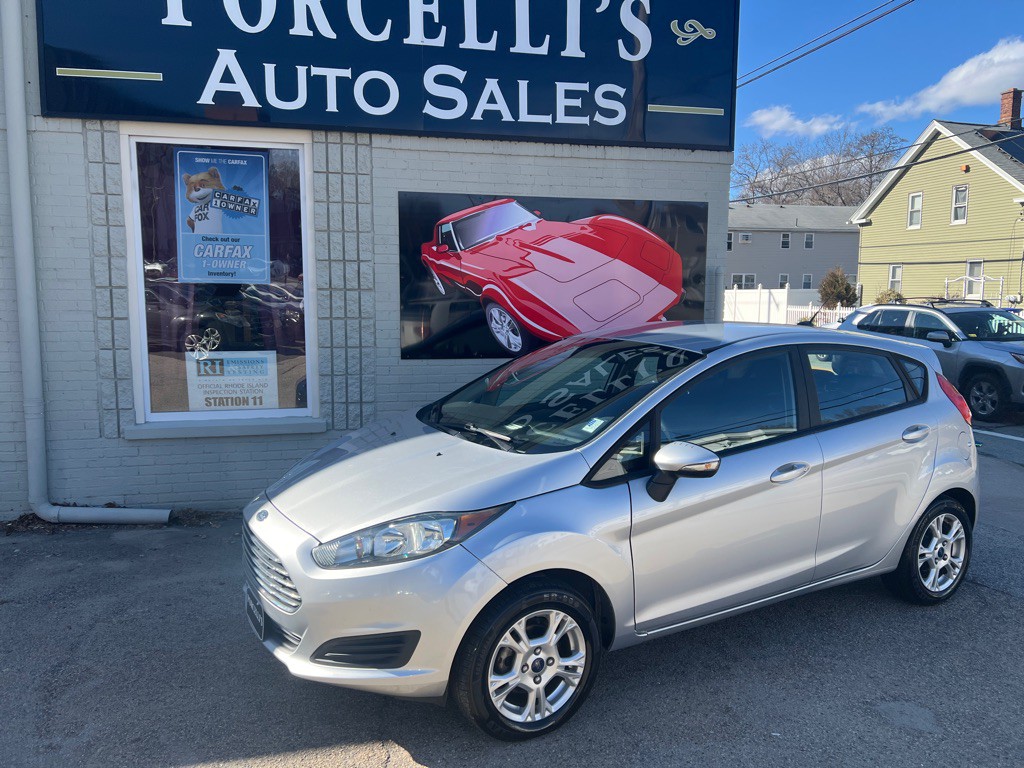 2016 Ford Fiesta Image 2