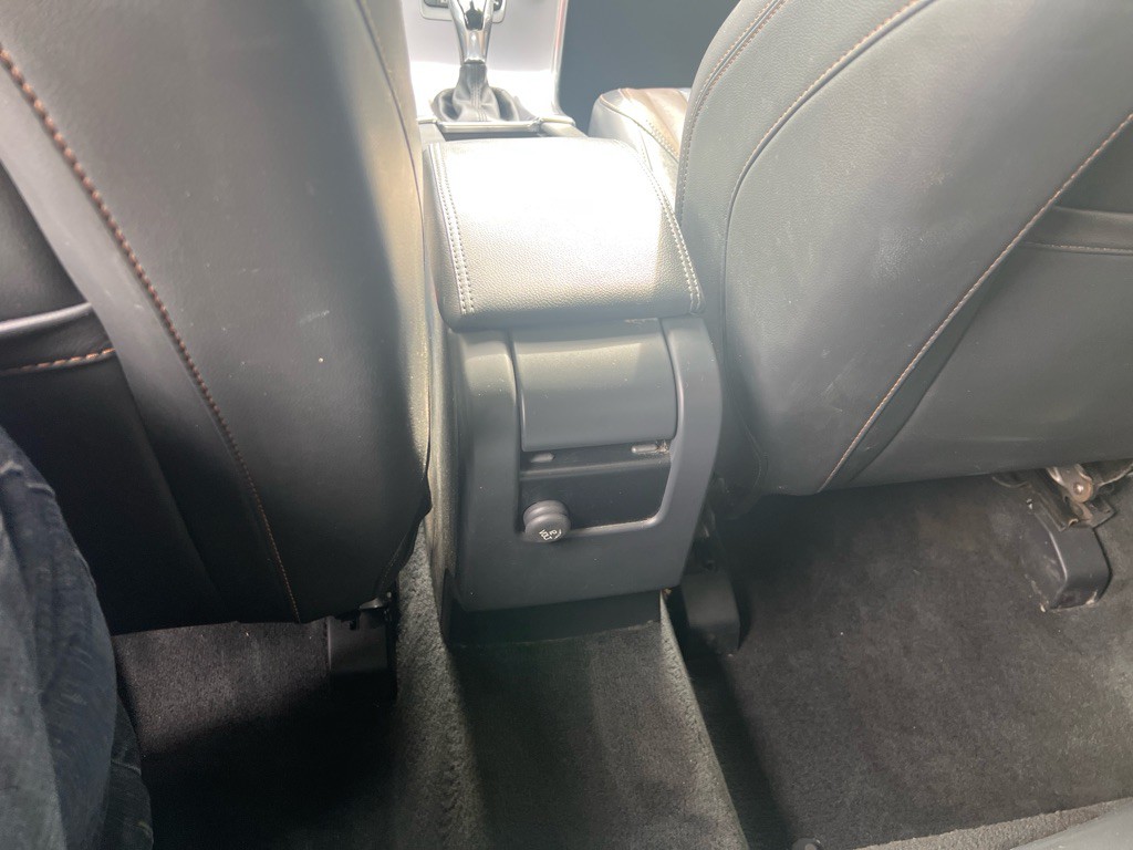 2017 Volvo XC60 Image 41