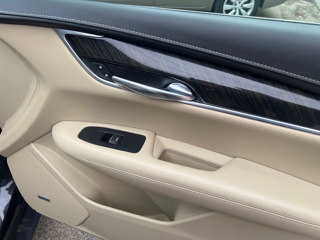 2018 Cadillac XT5 Image 12