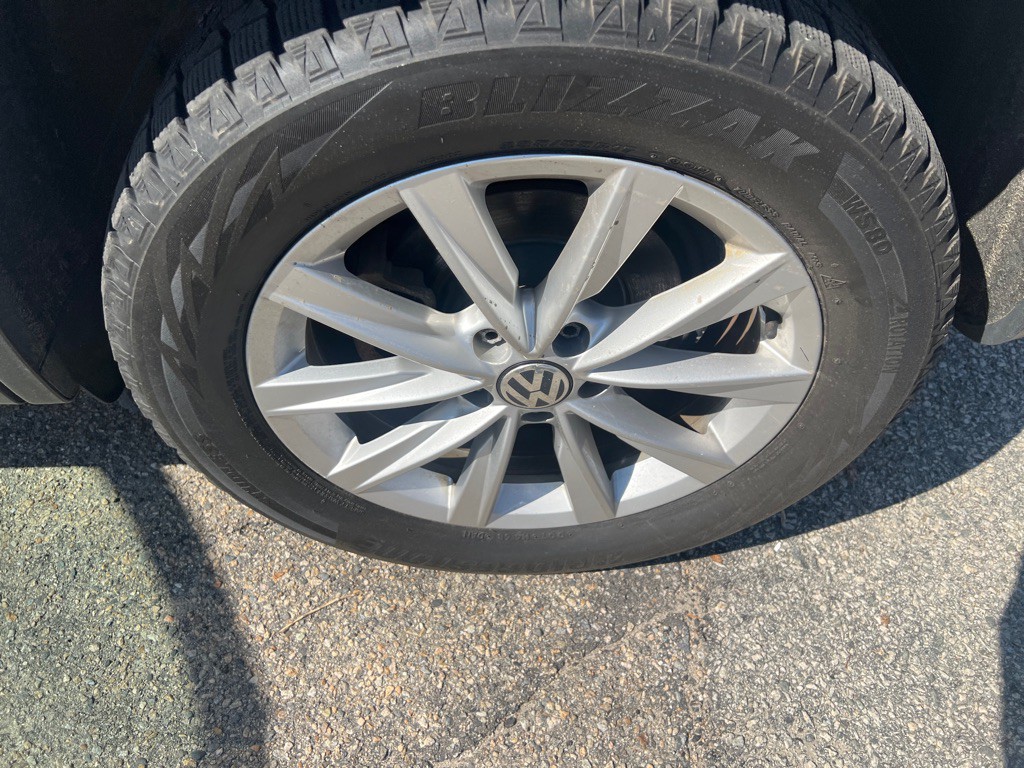 2017 Volkswagen Tiguan Image 22