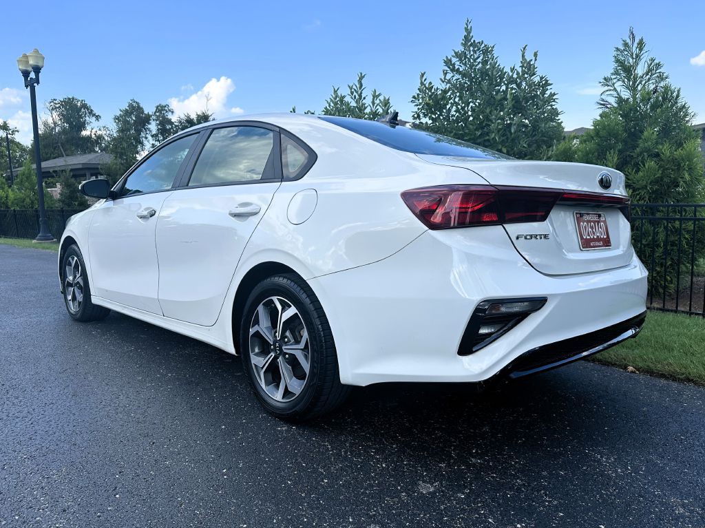 2021 Kia Forte Image 3