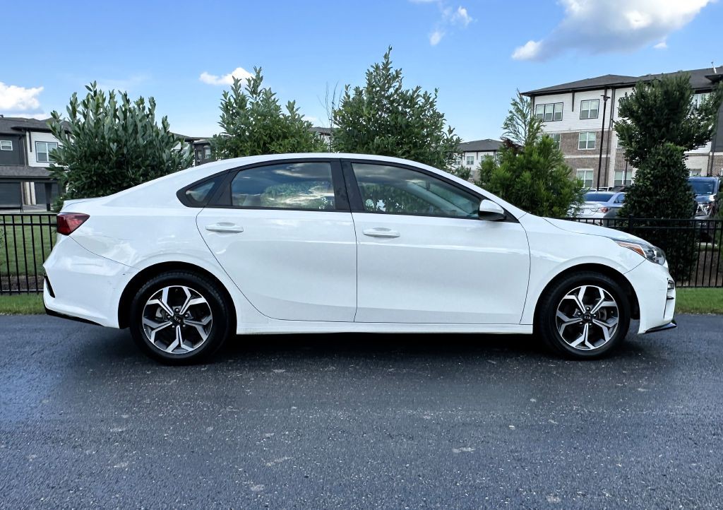 2021 Kia Forte Image 5