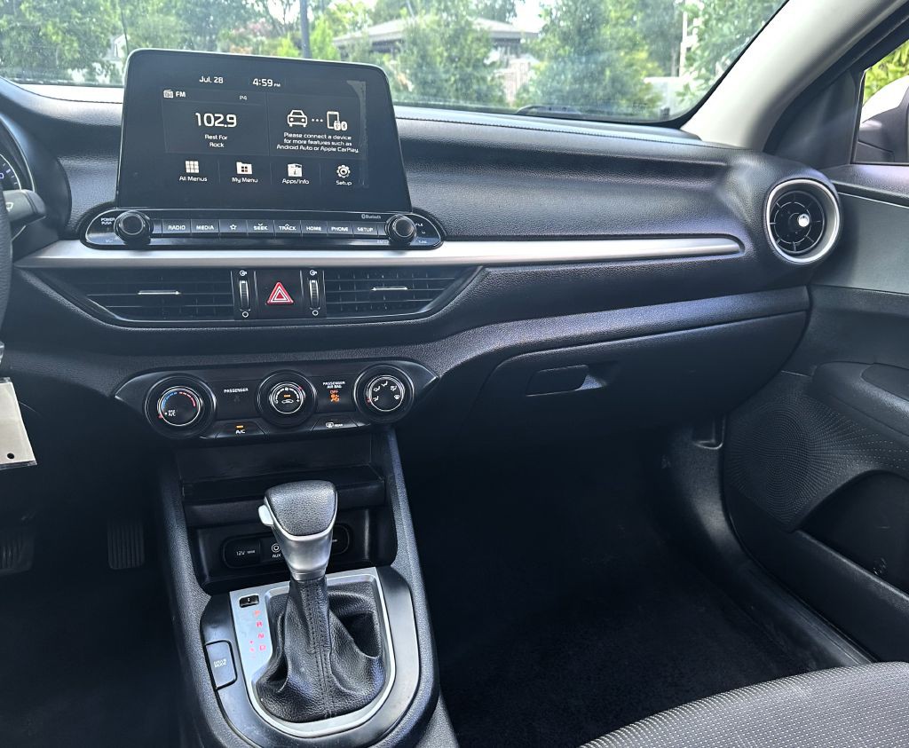 2021 Kia Forte Image 11