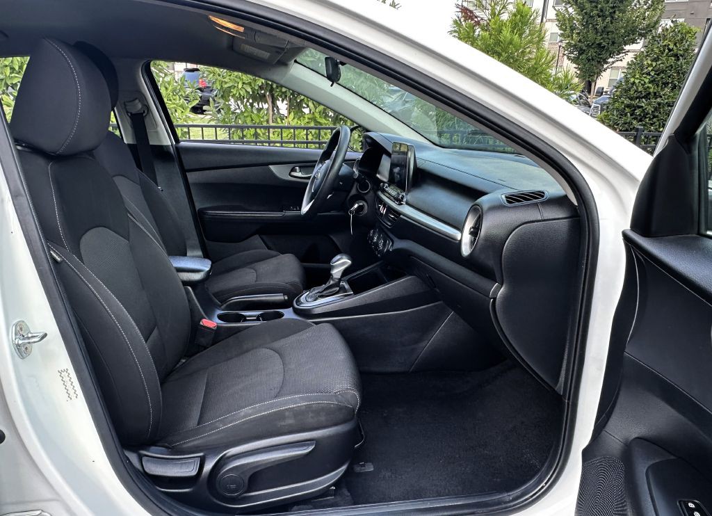 2021 Kia Forte Image 13