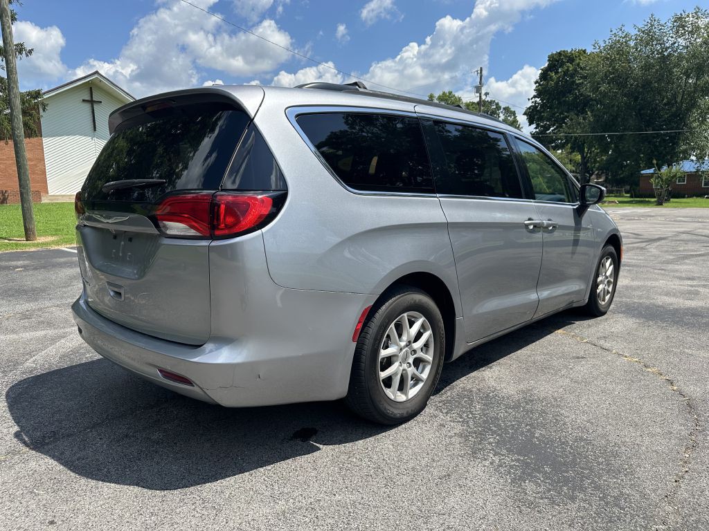 2021 Chrysler Voyager Image 7