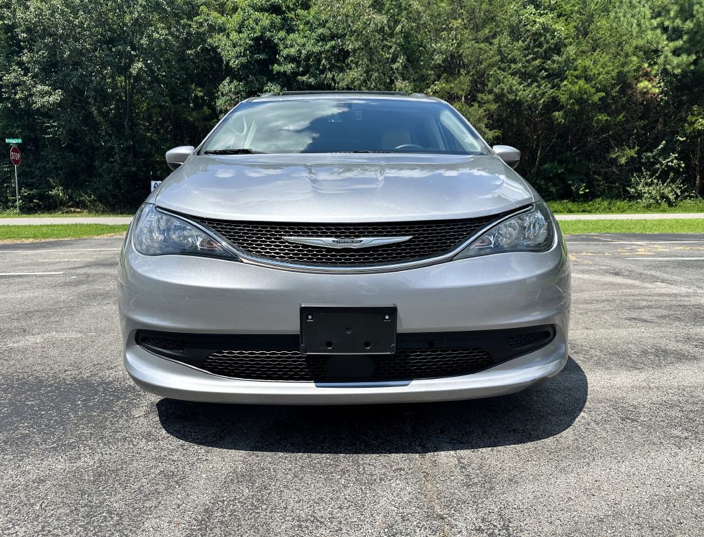 2021 Chrysler Voyager Image 22