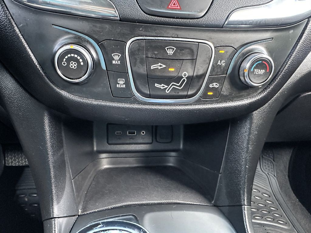 2020 Chevrolet Equinox Image 15
