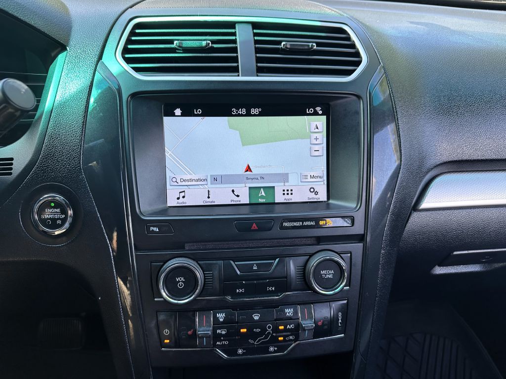 2017 Ford Explorer Image 16