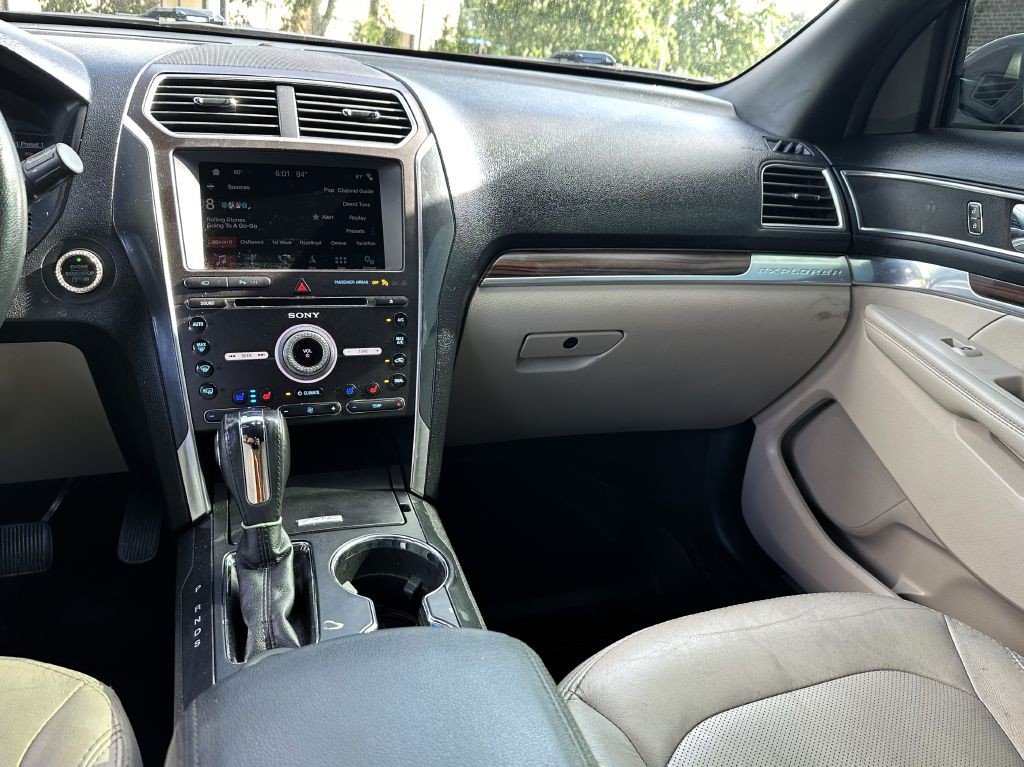 2018 Ford Explorer Image 12