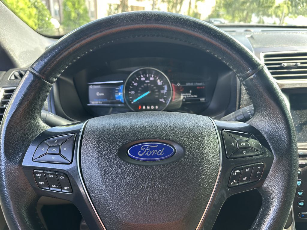 2018 Ford Explorer Image 15