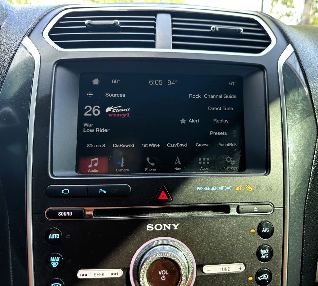 2018 Ford Explorer Image 17