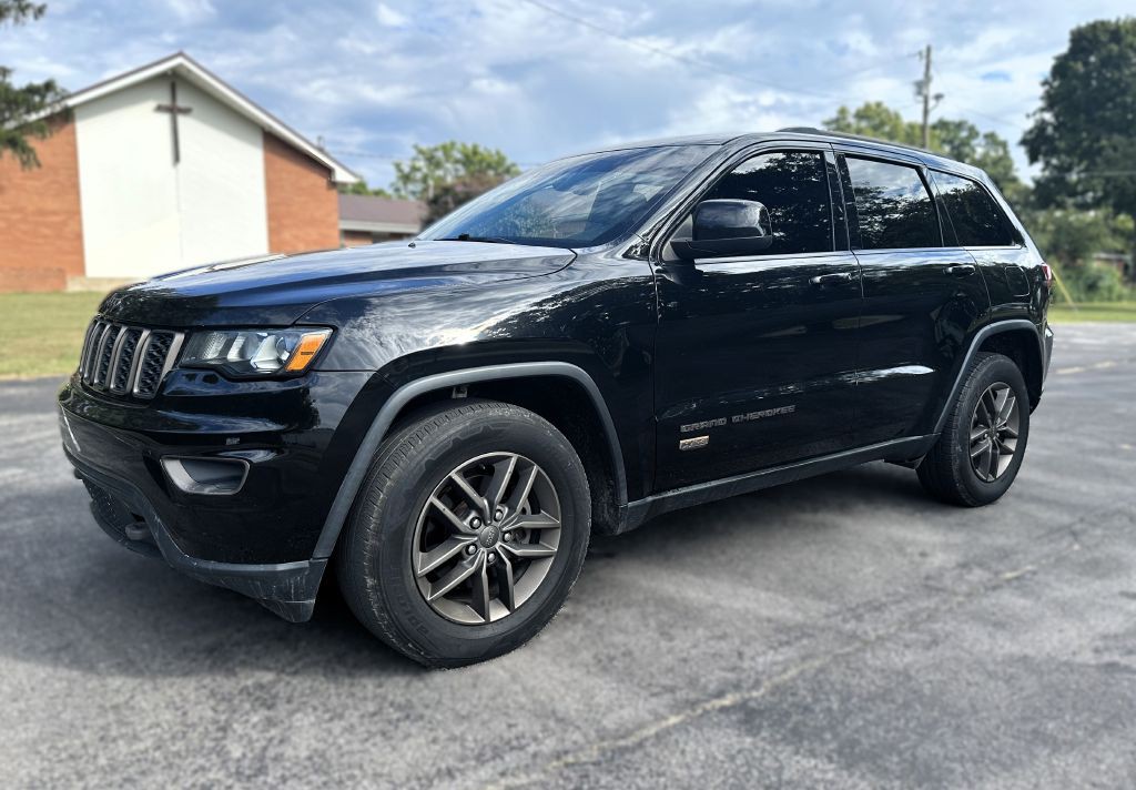 2017 Jeep Grand Cherokee Image 1