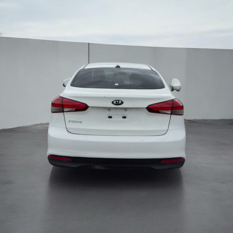 2018 Kia Forte Image 5