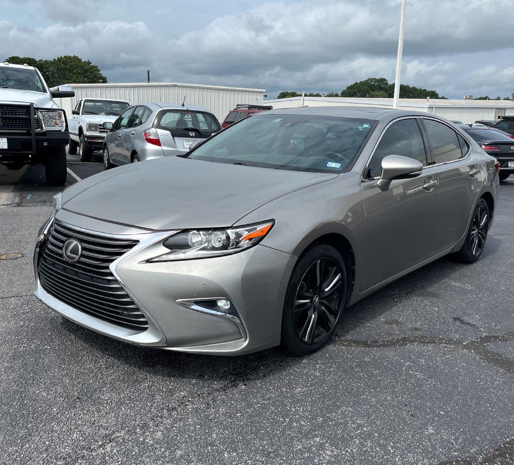 2017 Lexus ES 350 Image 1