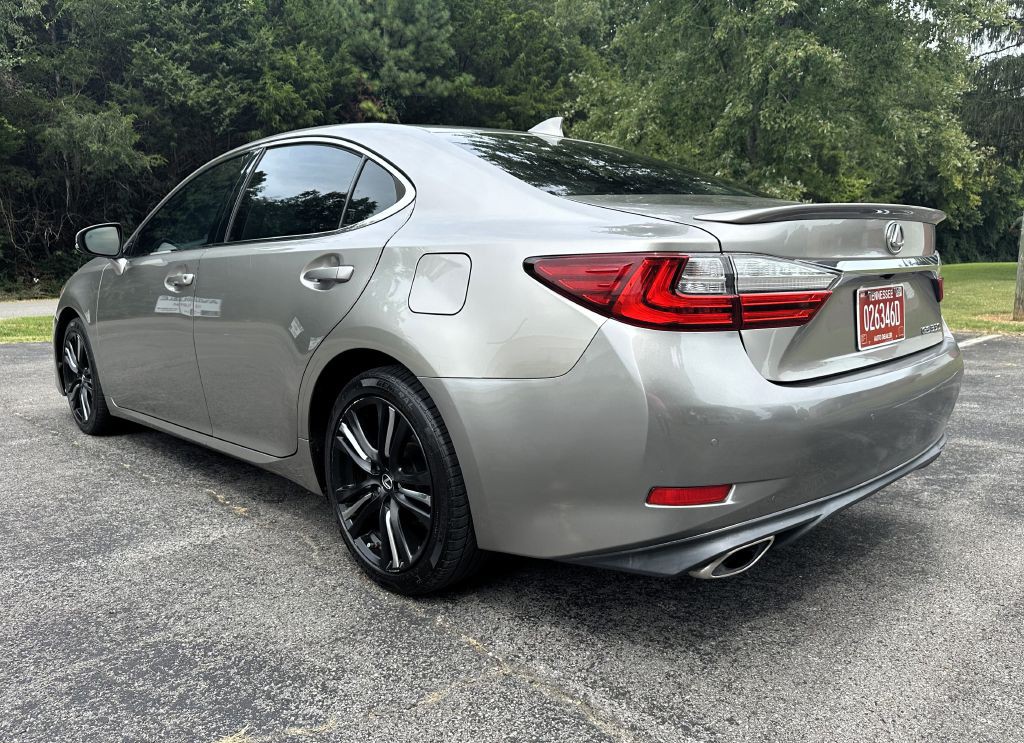 2017 Lexus ES 350 Image 3