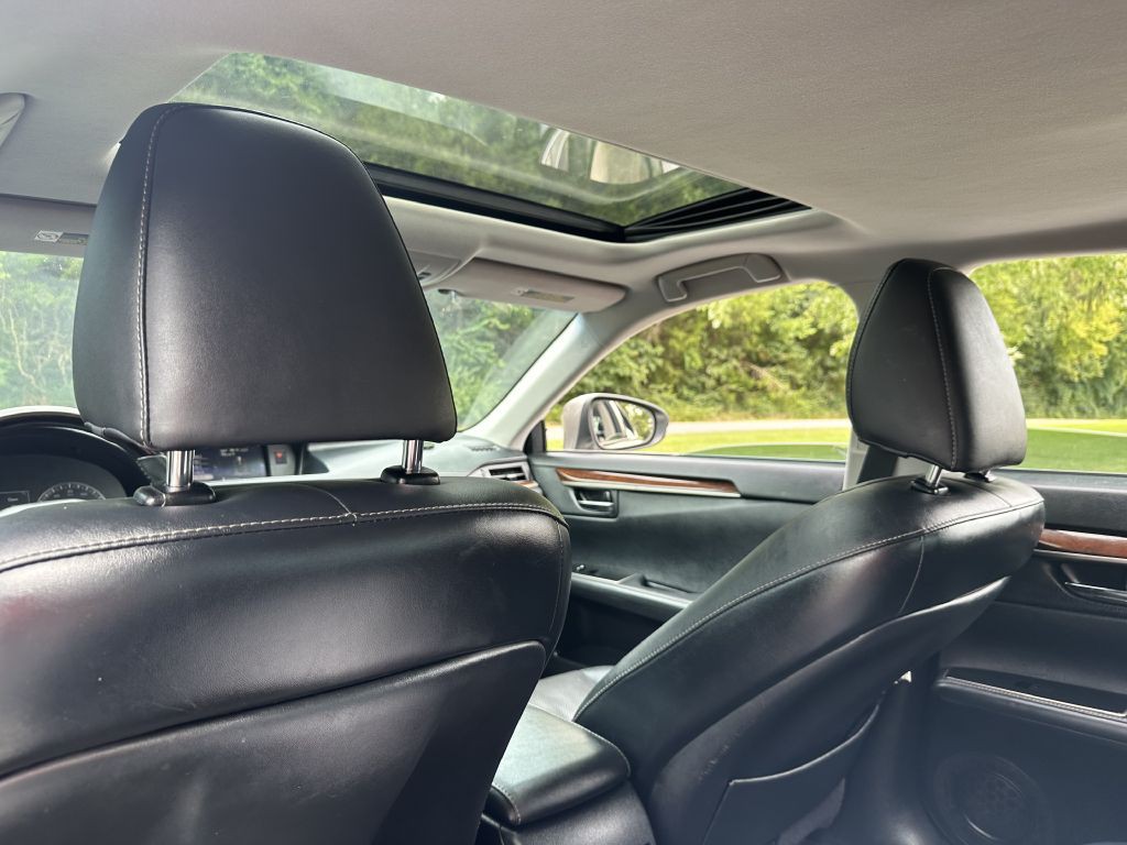 2017 Lexus ES 350 Image 11