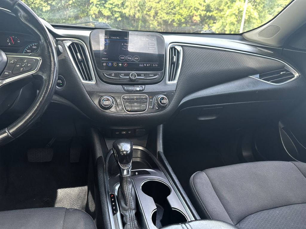 2021 Chevrolet Malibu Image 12