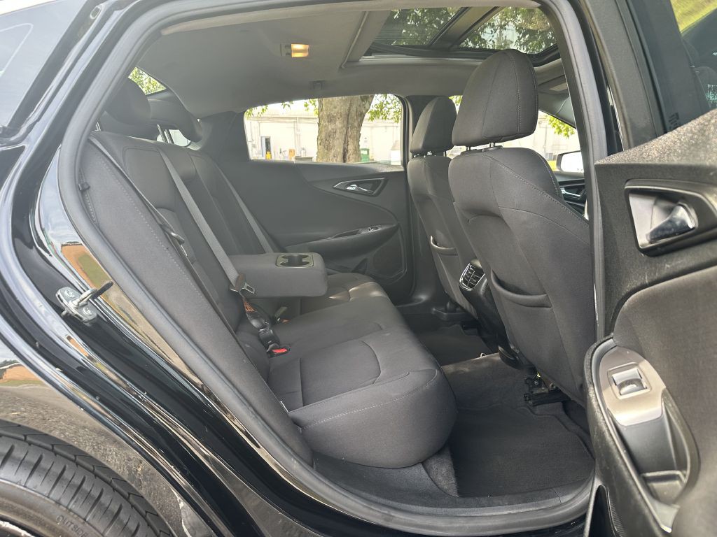 2021 Chevrolet Malibu Image 13